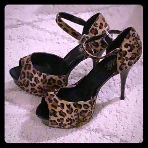 Women’s leopard print high heels